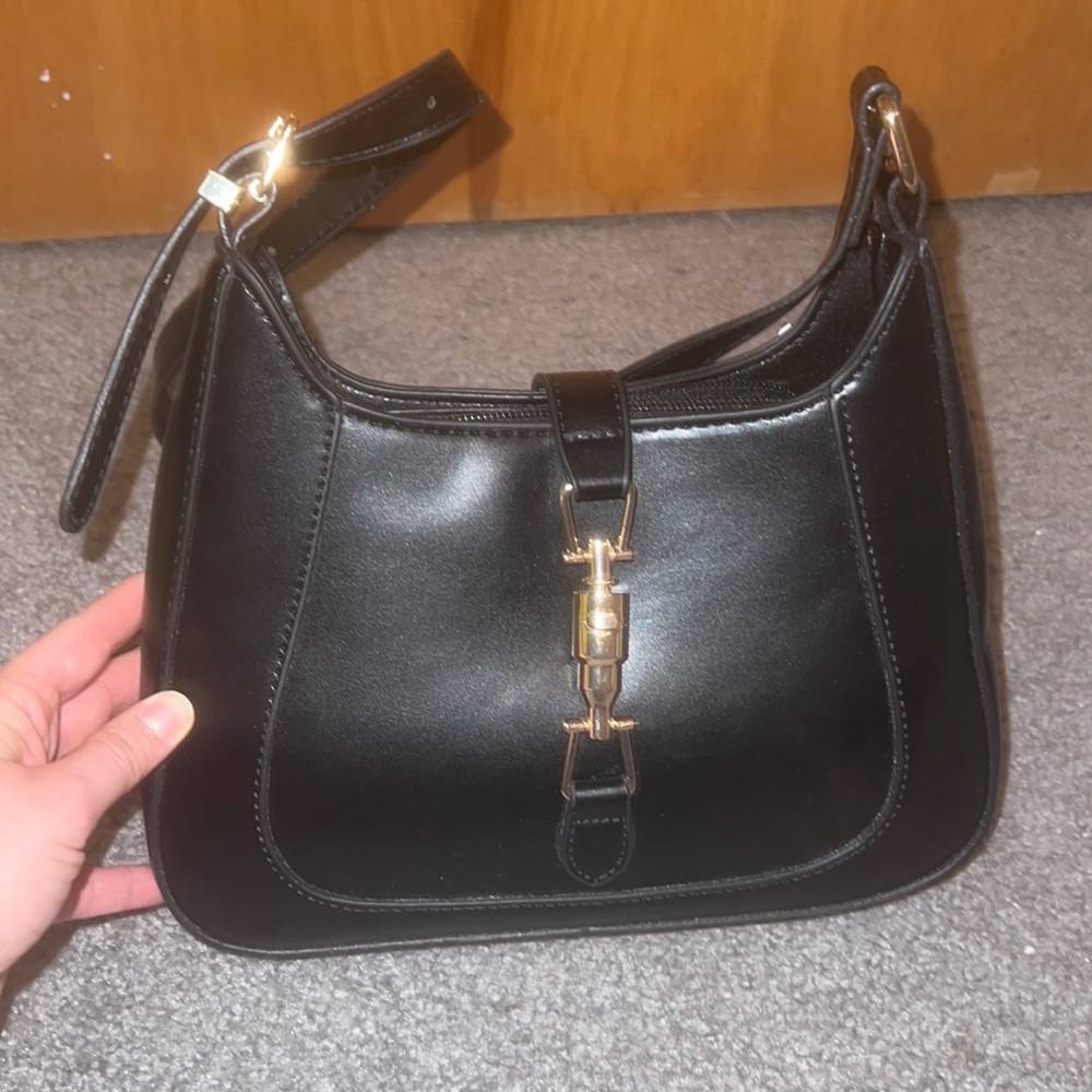 Black Purse